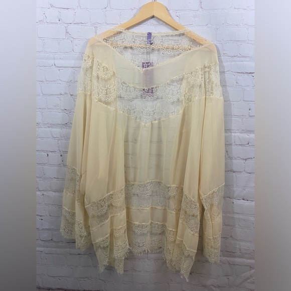 Romacci Delicate & Light Weight Beige Raw Hem Lace Bell Sleeve Kimono Size 5XL - Picture 2 of 7